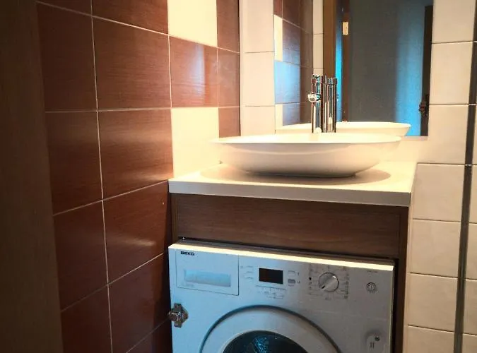 Lägenhet Parkview Complex Large Flat Next To Lift