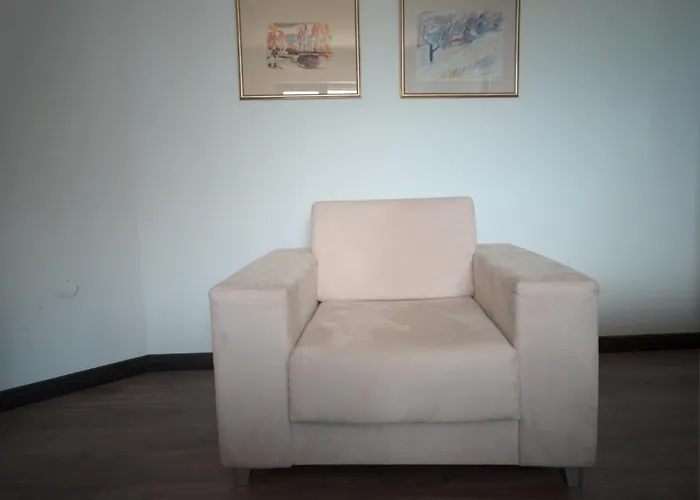 Parkview Complex Large Flat Next To Lift Lägenhet