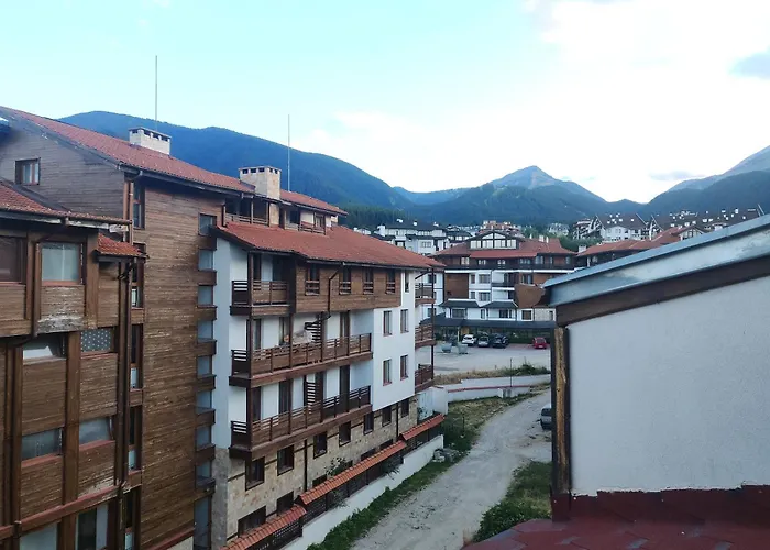 Parkview Complex Large Flat Next To Lift *