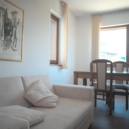 Parkview Complex Large Flat Next To Lift