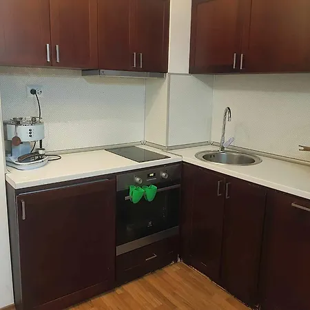 Parkview Complex Large Flat Next To Lift