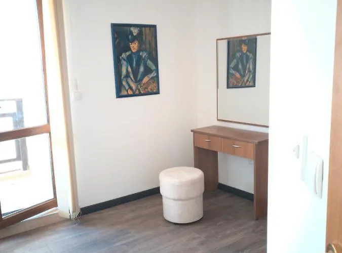 Parkview Complex Large Flat Next To Lift דירה בנסקו