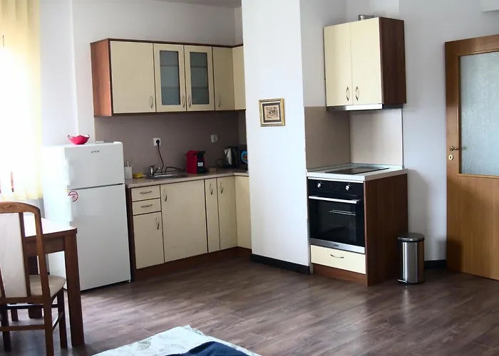 Parkview Complex Large Flat Next To Lift דירה *